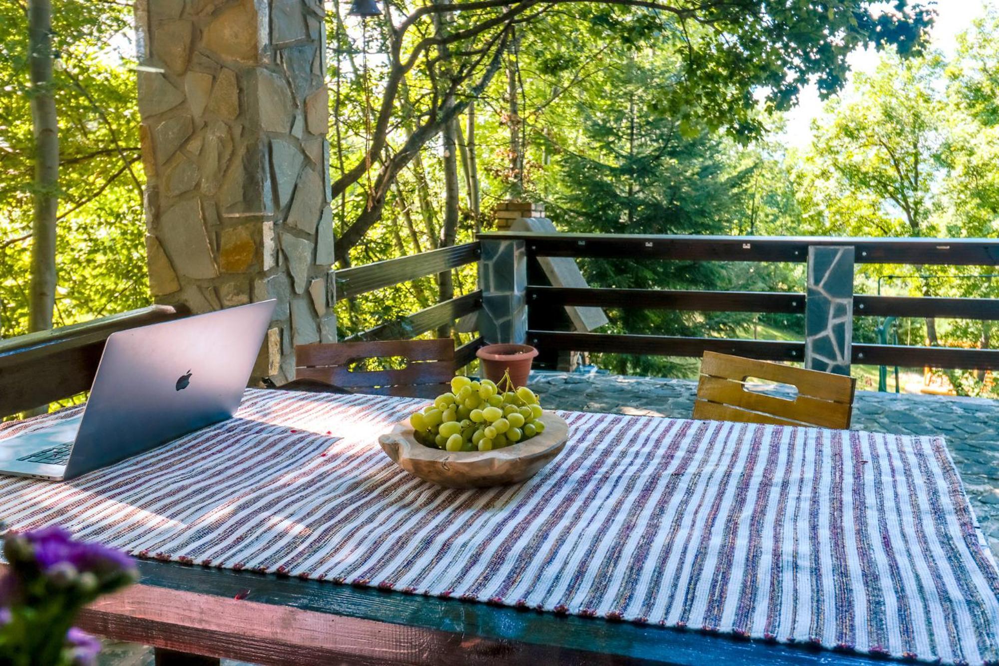 Mountain Family Chalet On Prahova Valley Comarnic Esterno foto